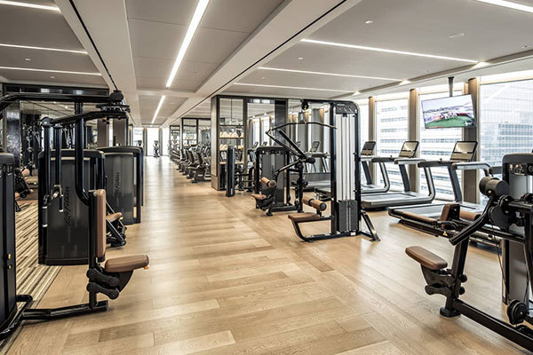 Treoraíonn an eolaíocht folláine agus taitneamh as saol sláintiúil